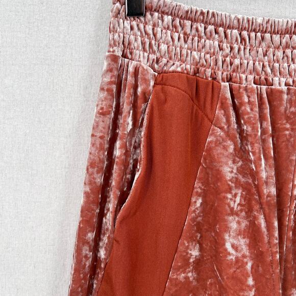 FREE PEOPLE HAH HOT AS HELL 1 Track Mind Pants Women Small Crushed Velvet Jogger - Picture 10 of 16